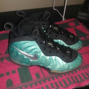 Kids Nike Foamposite size 13c